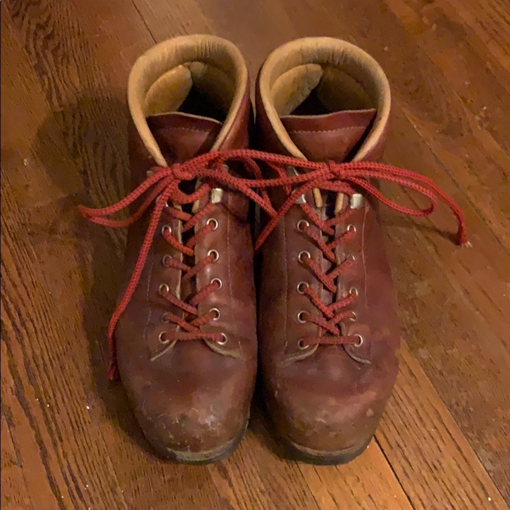 Vintage Vasque Hiking Boots Leather